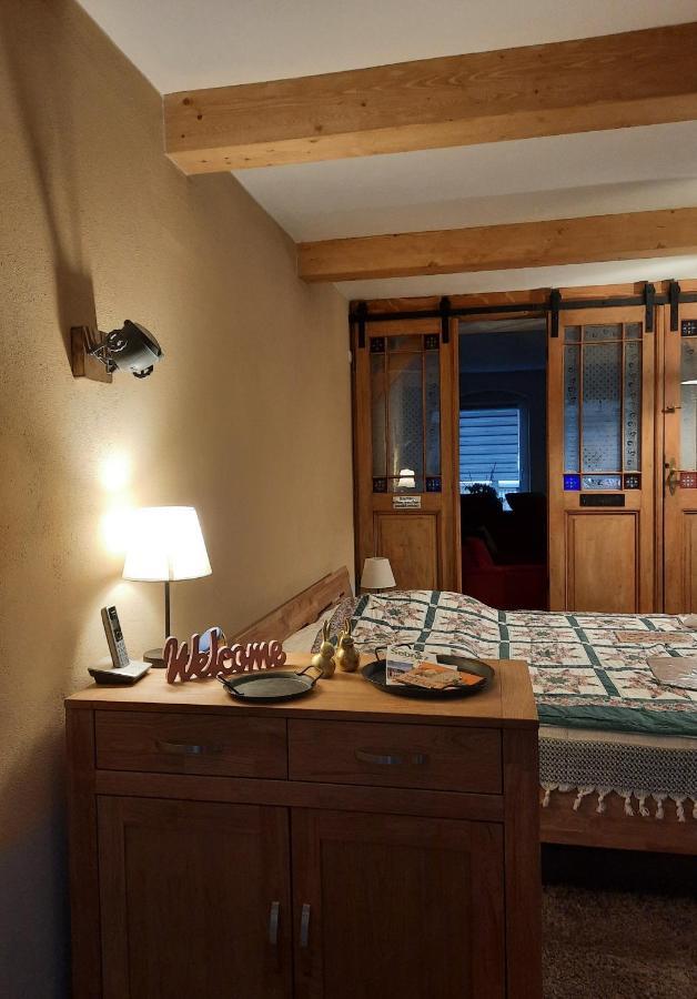 Urlaub Im Friseursalon Apartment Sebnitz